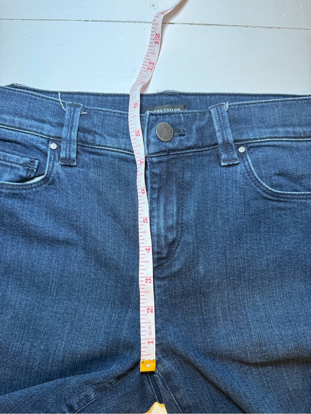 Ann Taylor Dark Wash Skinny Jeans Size 4 - Picture 12 of 14